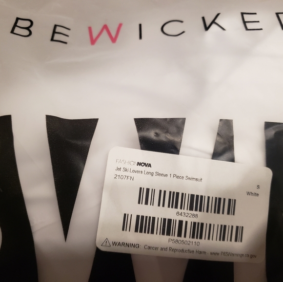 Sexy one piece swimsuit - Picture 5 of 9